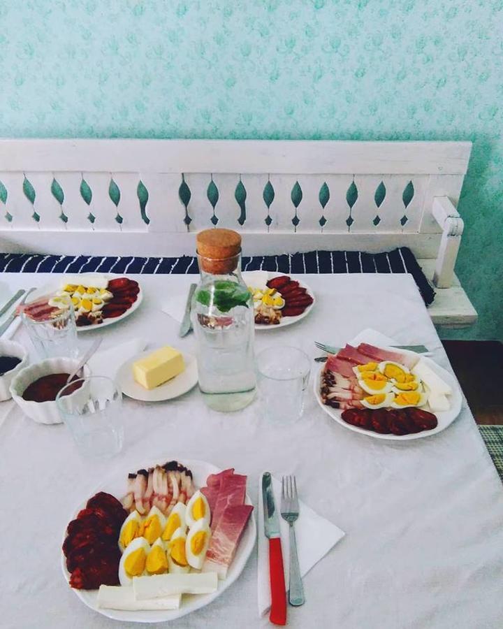 Ethno&Coffee House Tulip Bed & Breakfast Glozan Dış mekan fotoğraf